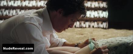 RENEE ZELLWEGER nude in Bridget Jones: The Edge of Reason