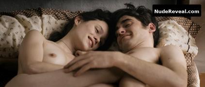 ASTRID BERGES-FRISBEY nude in El Sexo De Los Angeles