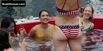 KRISTEN BELL nude in The People We Hate at the Wedding