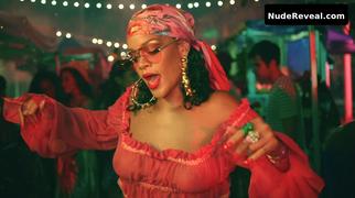 RIHANNA nude in Wild Thoughts