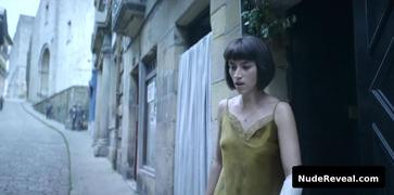 CLAUDIA SALAS nude in Las Pelotaris 1926