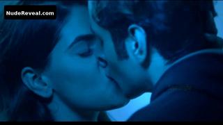 KARISHMA SHARMA nude in Ragini MMS Returns
