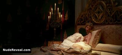LUDIVINE SAGNIER nude in The Serpent Queen