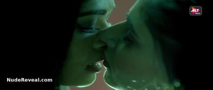 KARISHMA SHARMA nude in Ragini MMS Returns