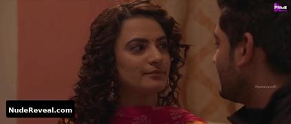 AYESHA KAPOOR nude in Santushti