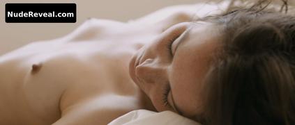 ANAIS DEMOUSTIER nude in Elles