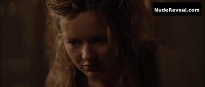 STEFANIE STAPPENBECK nude in 1 1/2 Ritter - Auf der Suche nach der hinreibenden Herzelinde