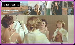 ISABELLE HUPPERT nude in Entre Nous