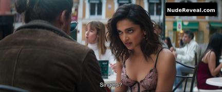 DEEPIKA PADUKONE nude in Pathan