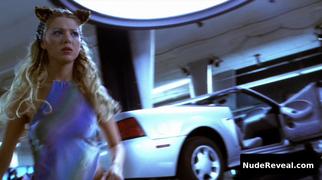 TARA REID nude in Josie and the Pussycats