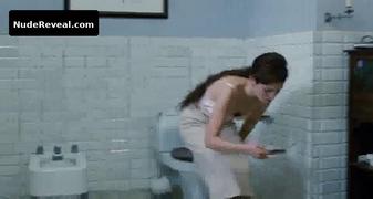MARIA VALVERDE nude in La mujer del anarquista