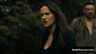 KELLY OVERTON nude in Van Helsing