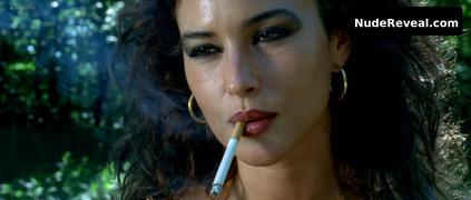 MONICA BELLUCCI nude in Dobermann