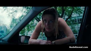 ADELE EXARCHOPOULOS nude in Beating Hearts