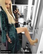 SOFIA CARSON nude in Hocus Pocus 25th Anniversary Halloween Bash