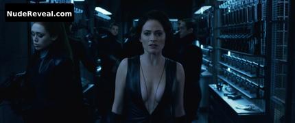 LARA PULVER nude in Underworld: Blood Wars