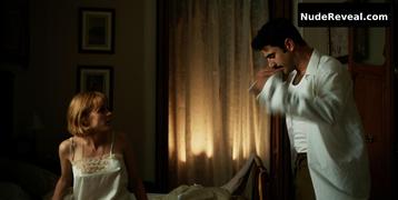 MAGGIE CIVANTOS nude in Cable Girls