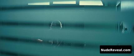 MARION COTILLARD nude in La boite noire