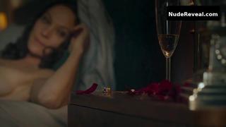 JEANETTE HAIN nude in Trakehnerblut
