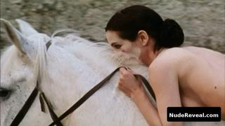 POLLY WALKER nude in 81/2 Women