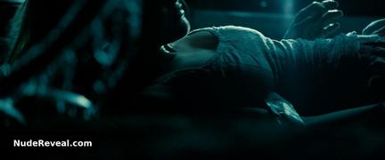 AMANDA SEYFRIED nude in Gone