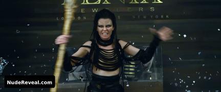 ELIZABETH BANKS nude in Power Rangers