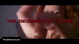BRITT EKLAND nude in Prigione di donne
