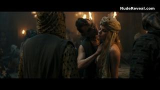 CEARA COVENEY nude in The Wheel of Time