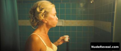 KRISTEN WIIG nude in Palm Royale