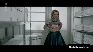 JELLA HAASE nude in 4 Konige