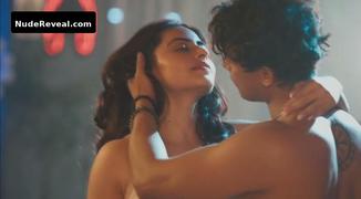 NIYATI FATNANI nude in Fuh se Fantasy