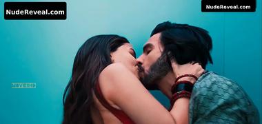ALIA BHATT nude in Rocky Aur Rani Kii Prem Kahaani