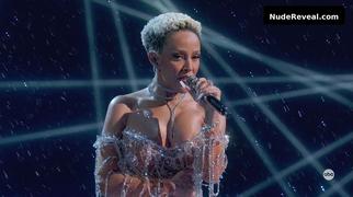 DOJA CAT nude in The Academy Awards
