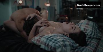 MAITE PERRONI nude in Dark Desire