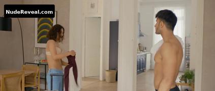 VAANI KAPOOR nude in Carefree