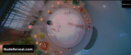KAREENA KAPOOR nude in Bewafaa