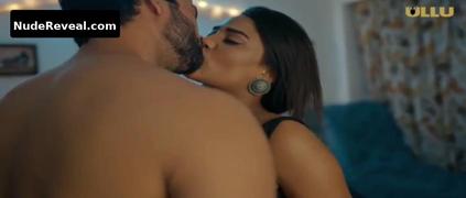 RUKS KHANDAGALE nude in Samne Wali Khidki