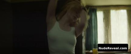 ELLE FANNING nude in Teen Spirit