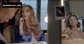 ELSA PATAKY nude in Giallo