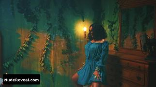RIHANNA nude in Wild Thoughts