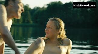 LOLA DOCKHORN nude in Polizeiruf 110