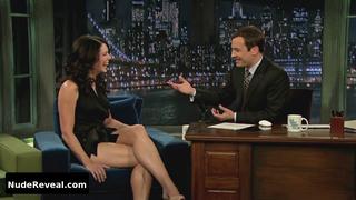 LAUREN GRAHAM nude in Late Night with Jimmy Fallon