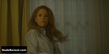 JADE EWEN nude in Luis Miguel: The Series