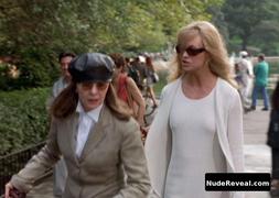 GOLDIE HAWN nude in Town & Country