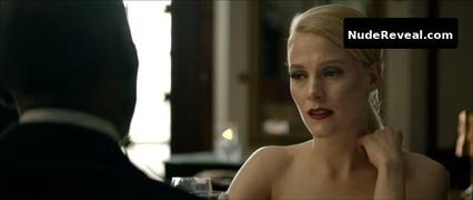 LAURA BIRN nude in Void