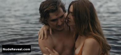 HOLLAND RODEN nude in Mother, May I?