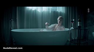 DARIYA MOROZ nude in Zhit zhizn