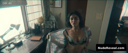 WAMIQA GABBI nude in Khufiya