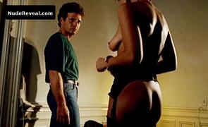 RAFFAELLA OFFIDANI nude in Spiando Marina