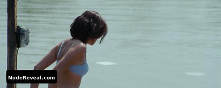 LUCIA MONIZ nude in Love Actually
